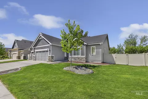 1985 Moose St, Twin Falls, ID 83301