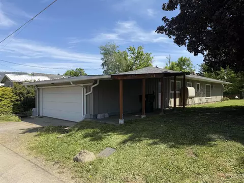 Exterior - 812 Maple St, Kamiah, ID 83536 photo 11 of 13