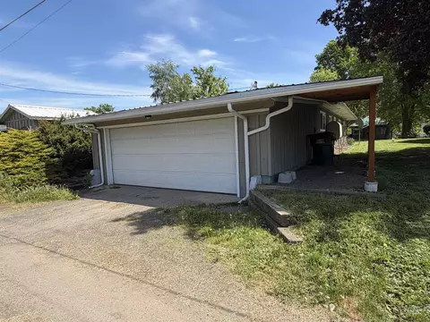 Exterior - 812 Maple St, Kamiah, ID 83536 photo 10 of 13