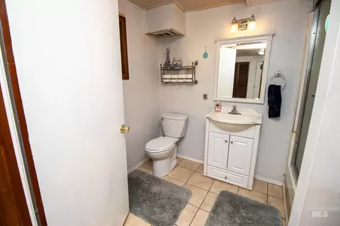 Bath - 132 Timberline Dr, Pierce, ID 83546 photo 3 of 3
