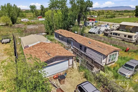 8383 Florence St, Emmett, ID 83617