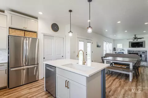 Kitchen - 14966 Marvel Pl, Caldwell, ID 83607 photo 6 of 7