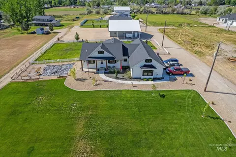 17220 Colbey Ln, Wilder, ID 83676