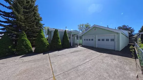 404 E North 3rd St, Grangeville, ID 83530