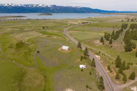 11 Stonebreaker Ln, Cascade, ID 83611
