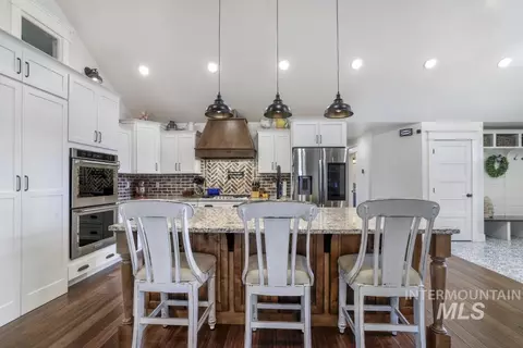 Kitchen - 2808 S 850 E, Hagerman, ID 83332 photo 1 of 3