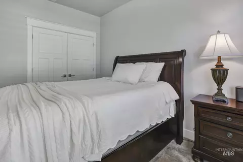 Bedroom - 1937 Tamarack Loop, Twin Falls, ID 83301 photo 2 of 6