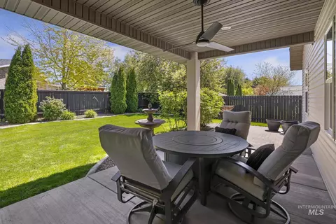 Exterior - 1937 Tamarack Loop, Twin Falls, ID 83301 photo 5 of 13