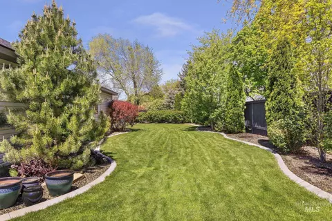 Exterior - 1937 Tamarack Loop, Twin Falls, ID 83301 photo 8 of 13