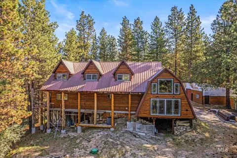 1 Sunset Trl, Banks, ID 83602