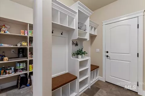 Entry Way - 4710 W Montage Dr, Eagle, ID 83616 photo 2 of 3