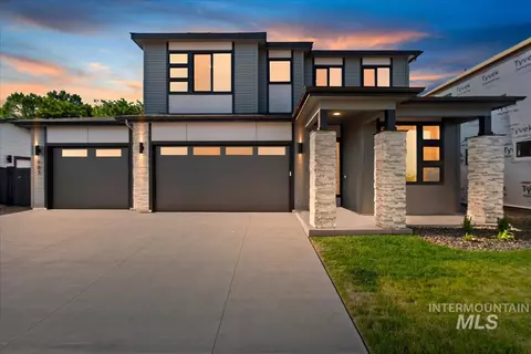 985 W Malbar St, Meridian, ID 83646