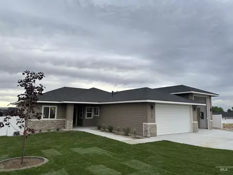 735 Oakmont St, Payette, ID 83661