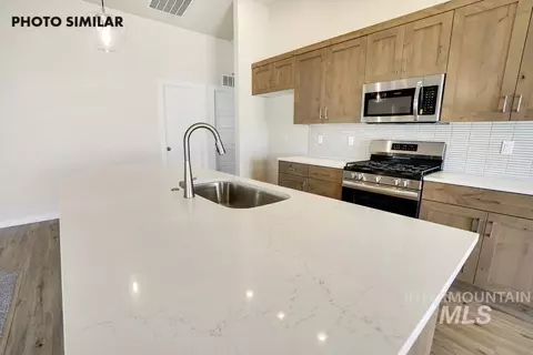 Kitchen - 1652 Haystack Rd, Emmett, ID 83617 photo 2 of 2