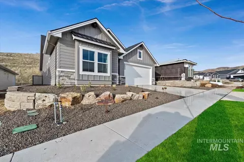 Exterior - 6408 E One Tree Pl, Eagle, ID 83629 photo 7 of 7