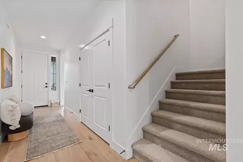 Entry Way - 6408 E One Tree Pl, Eagle, ID 83629 photo 4 of 4