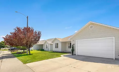 Exterior - 1144 Cortes Loop, Twin Falls, ID 83301 photo 6 of 6