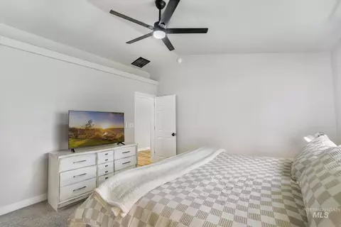 Bedroom - 1144 Cortes Loop, Twin Falls, ID 83301 photo 4 of 5