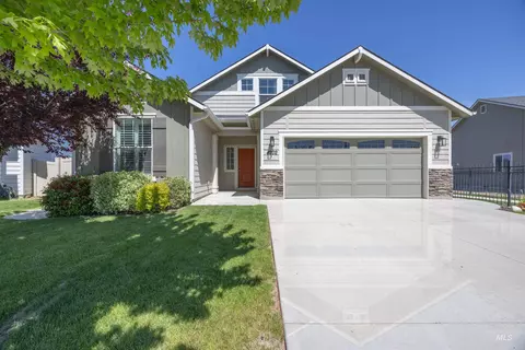 4202 W Peak Cloud Dr, Meridian, ID 83642
