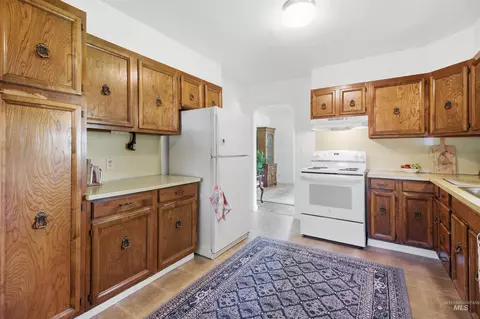 Kitchen - 1405 Duffield Flat Rd, Potlatch, ID 83855 photo 3 of 5