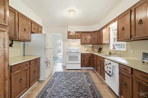 Kitchen - 1405 Duffield Flat Rd, Potlatch, ID 83855 photo 2 of 5