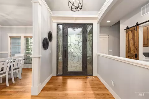 Entry Way - 1968 S Riverbirch Ave, Eagle, ID 83616 photo 2 of 3