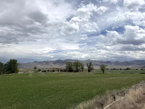 504 Lanier, Challis, ID 83226 photo 2