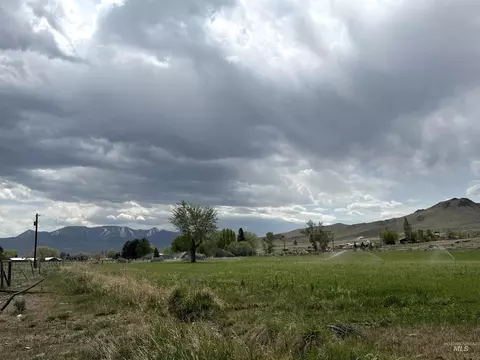 504 Lanier, Challis, ID 83226 photo 16