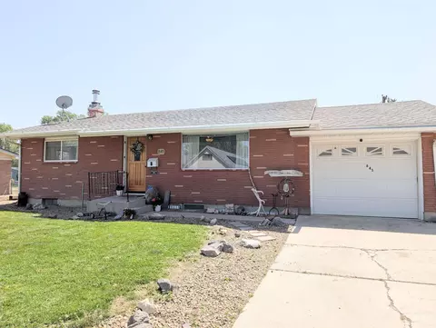 845 E 16th N, Mountain Home, ID 83647