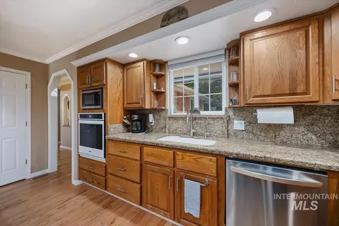 Kitchen - 4004 N 2600 E, Twin Falls, ID 83301 photo 2 of 2