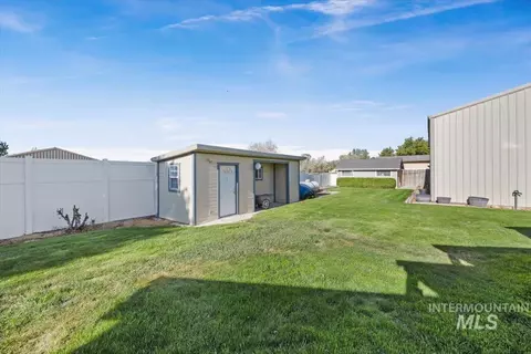 Exterior - 4004 N 2600 E, Twin Falls, ID 83301 photo 7 of 8