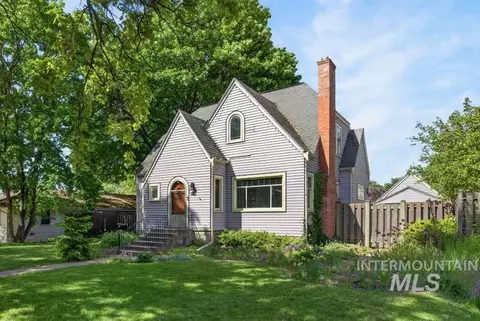207 N Hayes St, Moscow, ID 83843