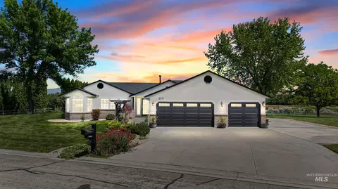 3771 W Silver Terrace Rd, Meridian, ID 83642