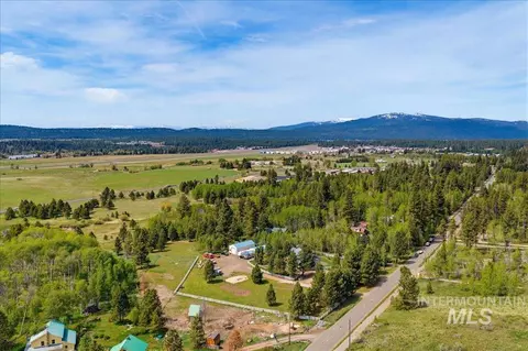 View/Area - 1260 S Samson Trl, Mccall, ID 83638 photo 3 of 3
