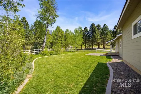 Exterior - 1260 S Samson Trl, Mccall, ID 83638 photo 7 of 10
