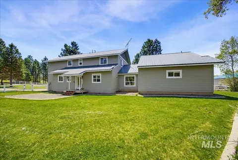 Exterior - 1260 S Samson Trl, Mccall, ID 83638 photo 6 of 10
