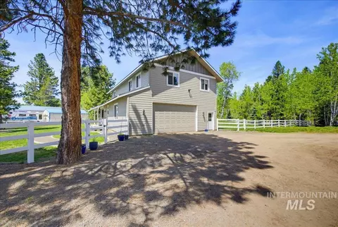 Exterior - 1260 S Samson Trl, Mccall, ID 83638 photo 2 of 10