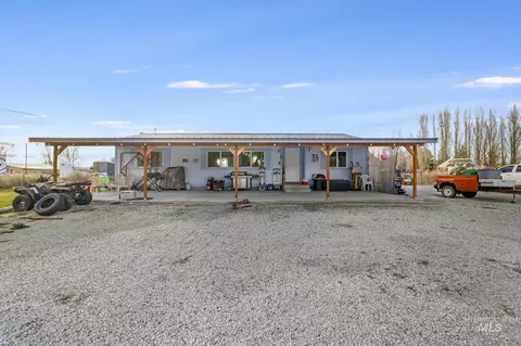 89 S 860 Rd W, Paul, ID 83347