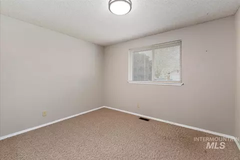 Other - 580 E Amanita St, Eagle, ID 83616 photo 3 of 9