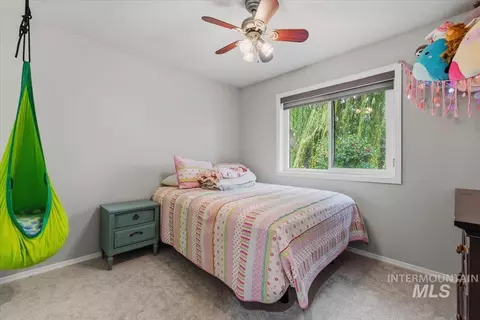 Bedroom - 2339 N Equestrian Pl, Eagle, ID 83616 photo 3 of 4