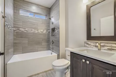 Bath - 298 Sandi Rd, Twin Falls, ID 83301 photo 5 of 5