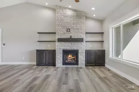 Living - 298 Sandi Rd, Twin Falls, ID 83301 photo 3 of 4
