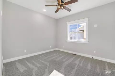 Bedroom - 298 Sandi Rd, Twin Falls, ID 83301 photo 4 of 6