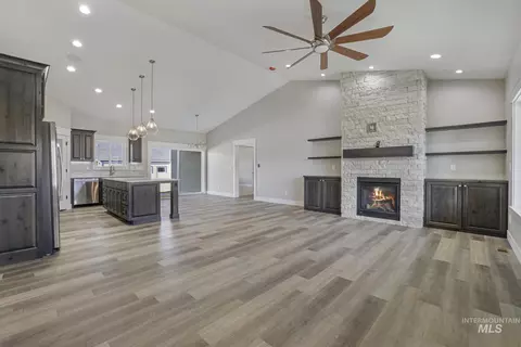 Living - 298 Sandi Rd, Twin Falls, ID 83301 photo 1 of 4