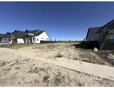 7784 W Flathead Lake St, Eagle, ID 83616 photo 2