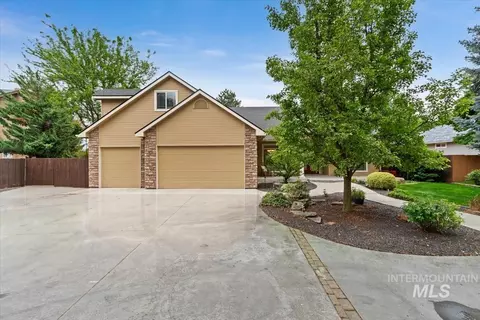 Exterior - 1420 W Powder Ct, Eagle, ID 83616 photo 14 of 14