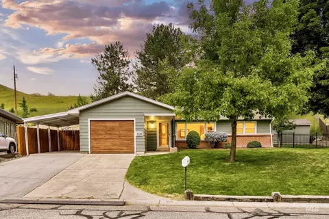 3124 N Winsome Rd, Boise, ID 83702