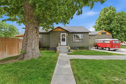 404 S Juniper St, Nampa, ID 83686