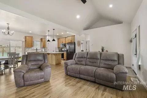 Other - 719 E Avenue J, Jerome, ID 83338 photo 1 of 8