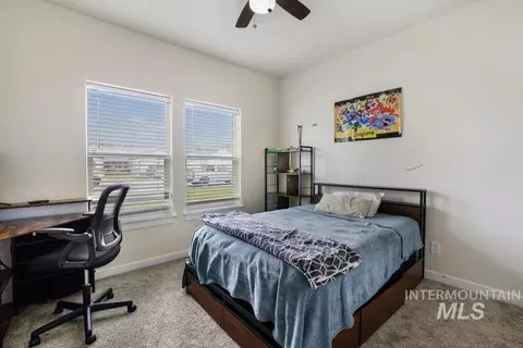 Bedroom - 719 E Avenue J, Jerome, ID 83338 photo 4 of 6